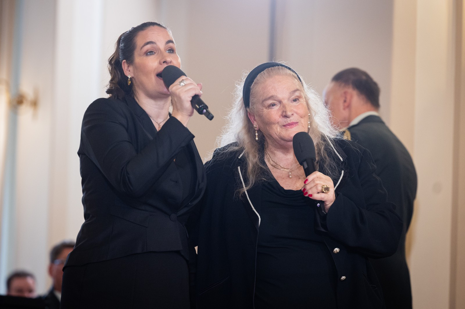 Elda Viler in Ana Dežman