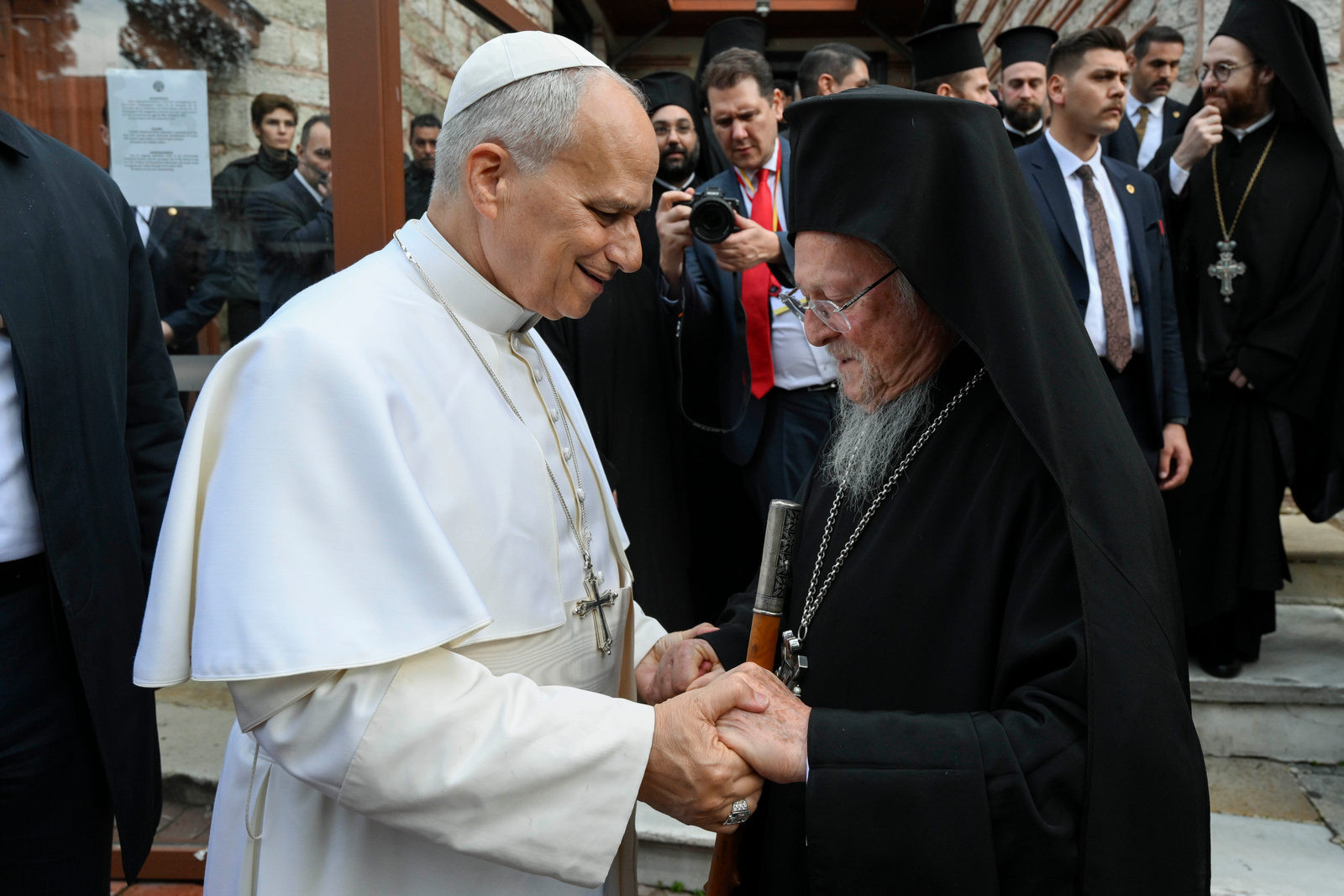 Papež Leon XIV. in patriarh Bartolomej I.