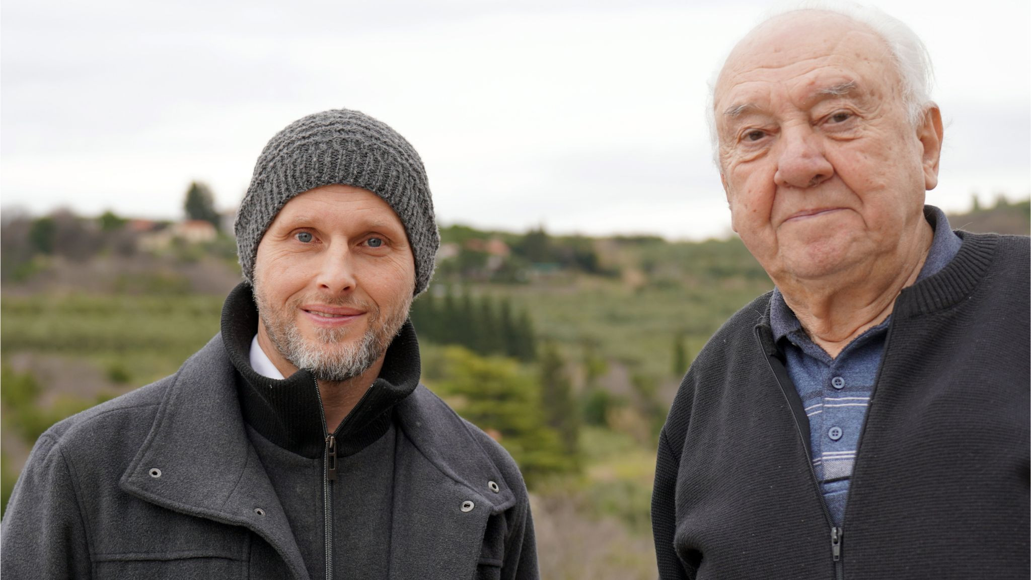 Blaž Lesnik v družbi škofa dr. Jurija Bizjaka