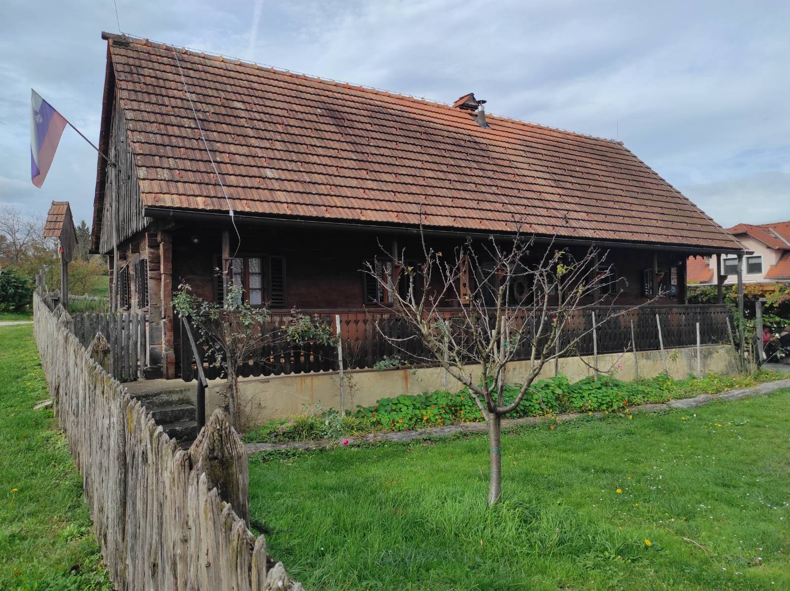 Pogled na domačijo Martinovih