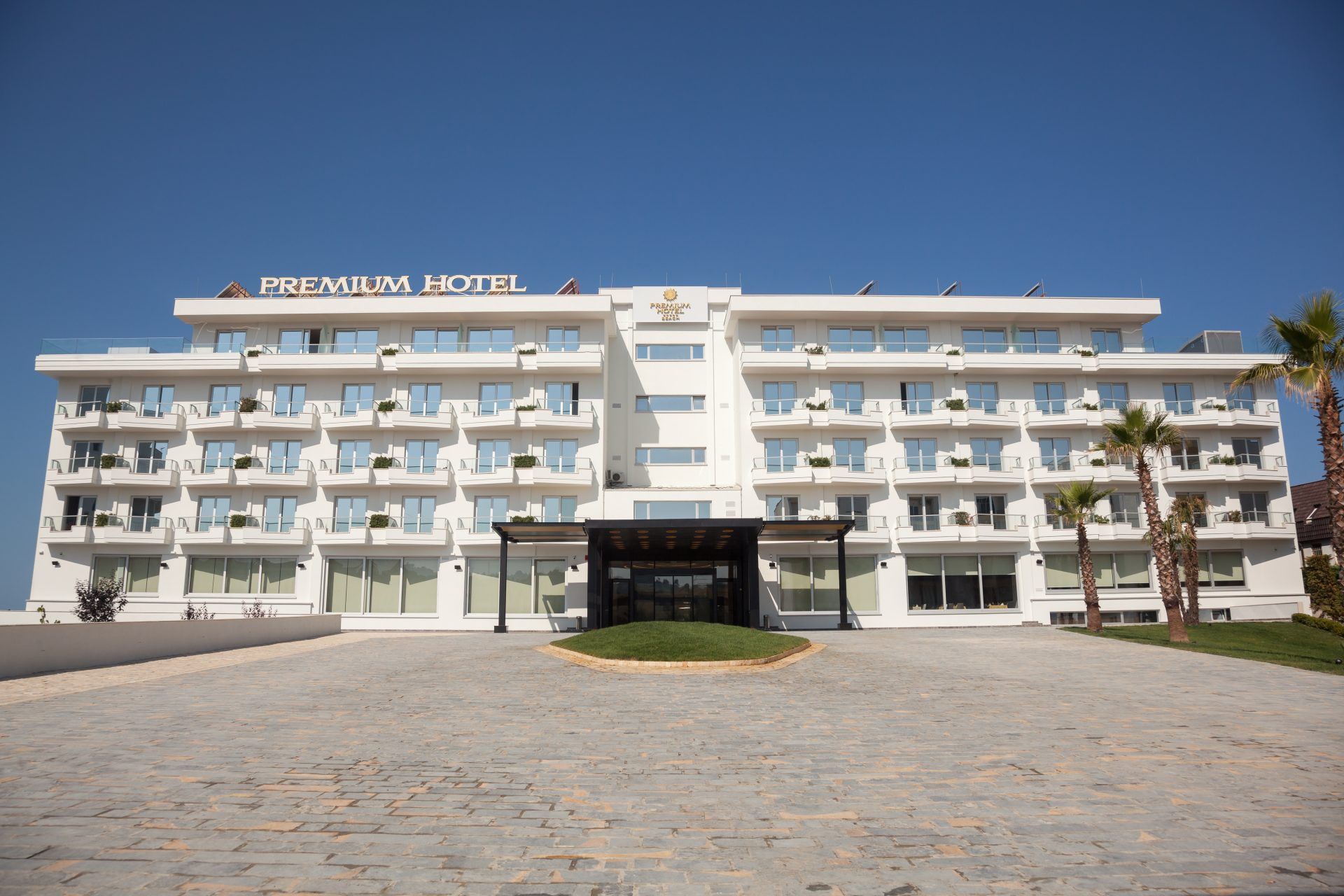 Premium Beach Hotel