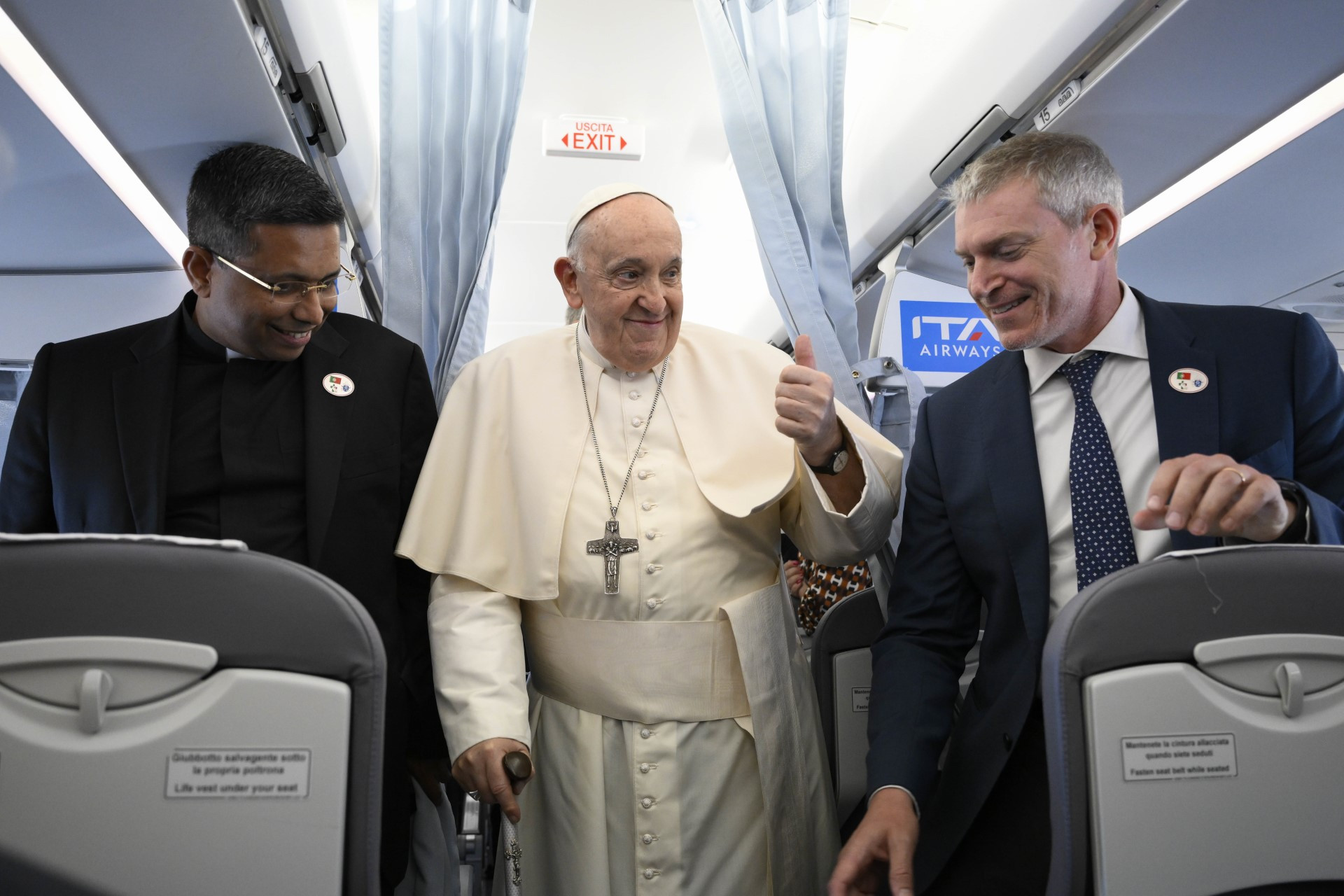 O Papa no avião