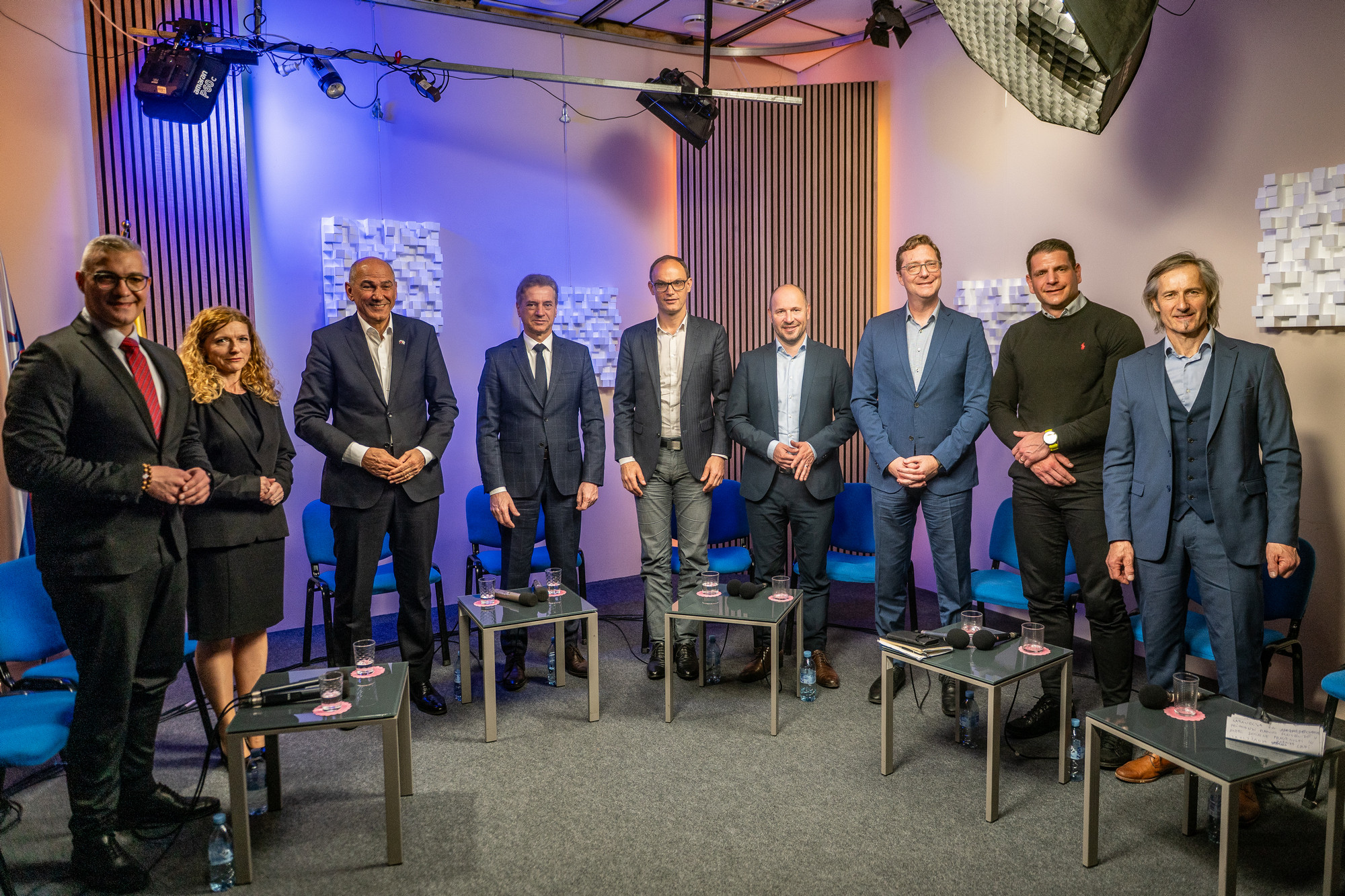 Soočenja na Radiu Ognjišče so se udeležili prvaki strank