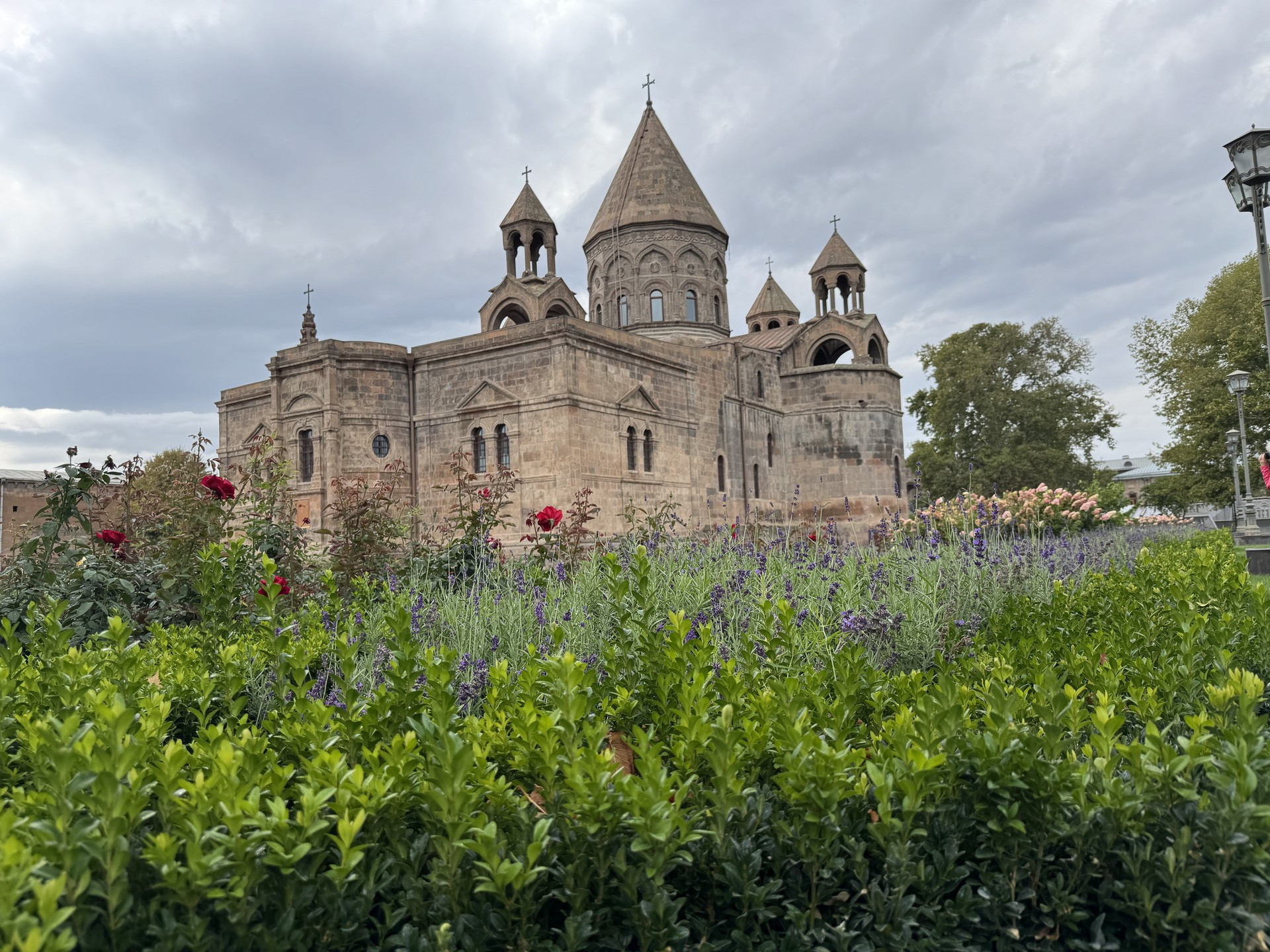 Katedrala Echmiadzin je armenski Vatikan
