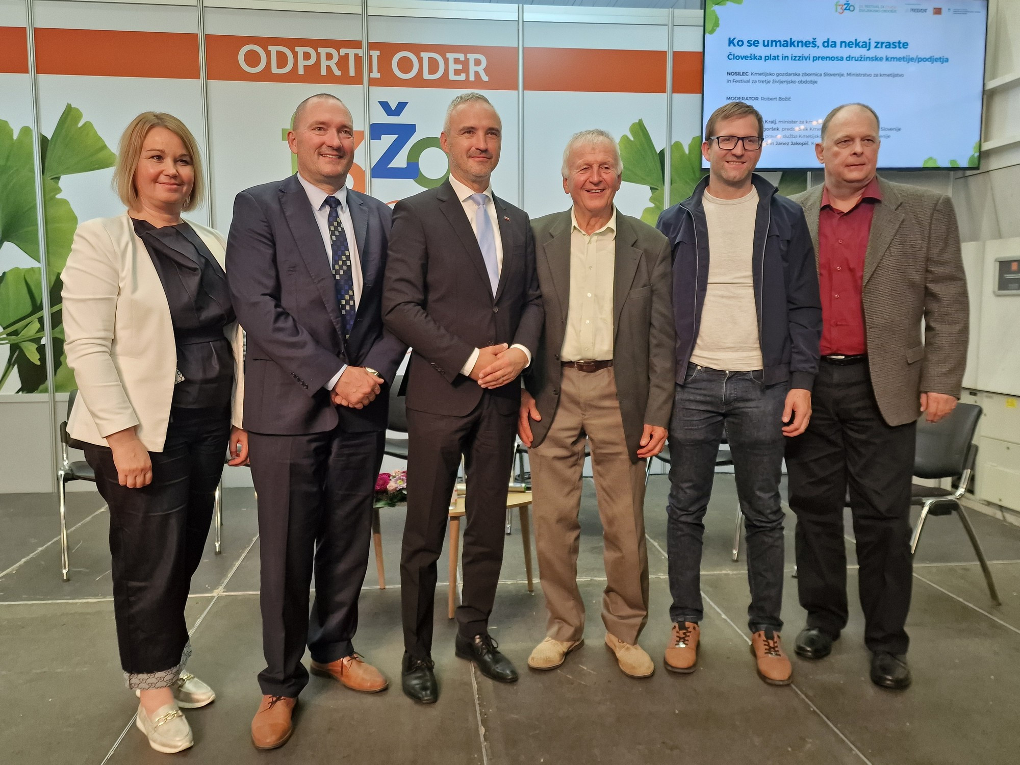 Od leve proti desni: Janja Virant, dr. Jože Podgoršek, Janez Cigler Kralj, Anton Jakopič, Janez Jakopič, Robert Božič