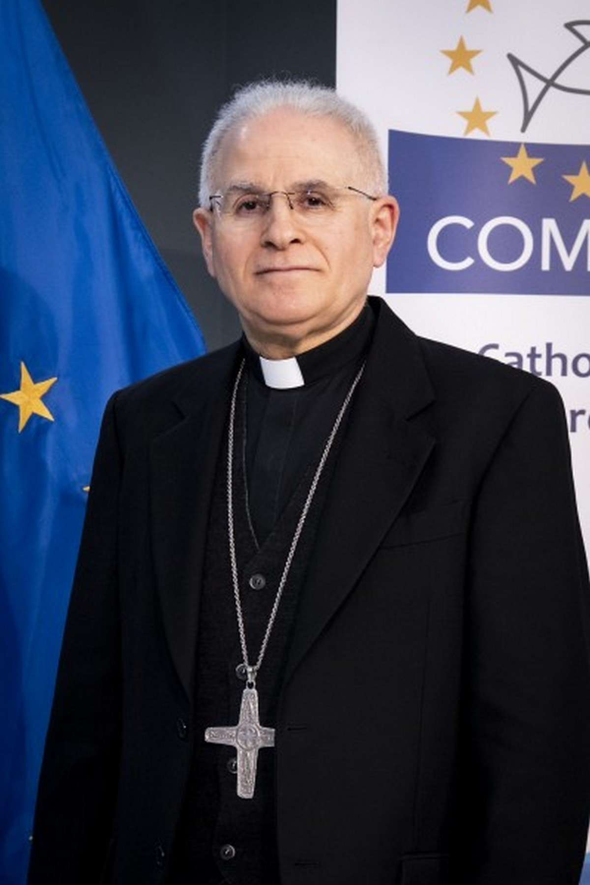 Škof Mariano Crociata