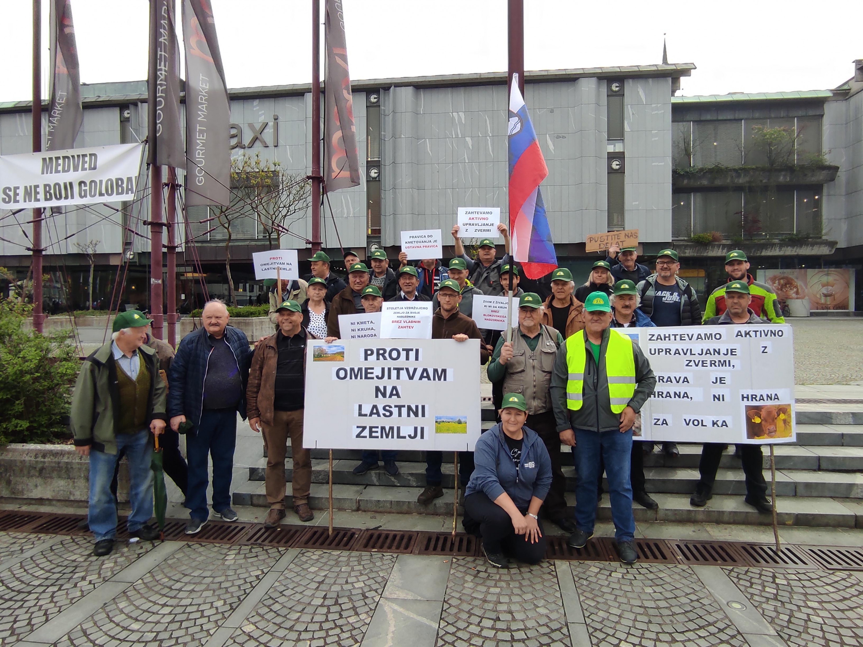 Protest kmetov