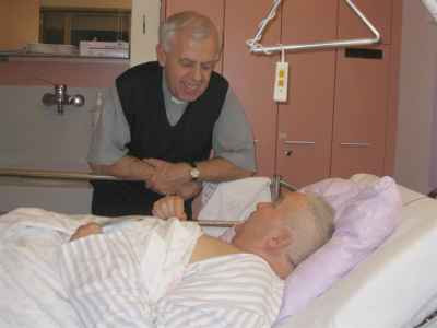 Miro Šlibar pri bolniku