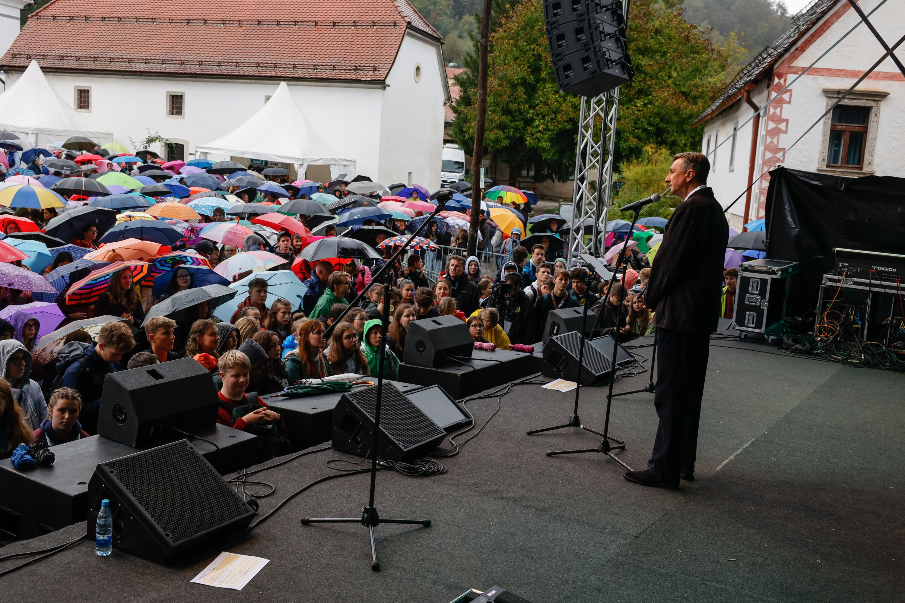 Tradicionalna prireditev Sticna mladih 2022, na kateri je udeležence nagovoril predsednik republike Borut Pahor.