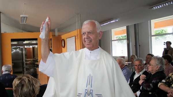 Msgr. Miro Šlibar, foto Miha Ulčar, www.domzalec.si
