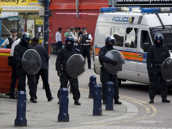 Policija varuje londonske ulice