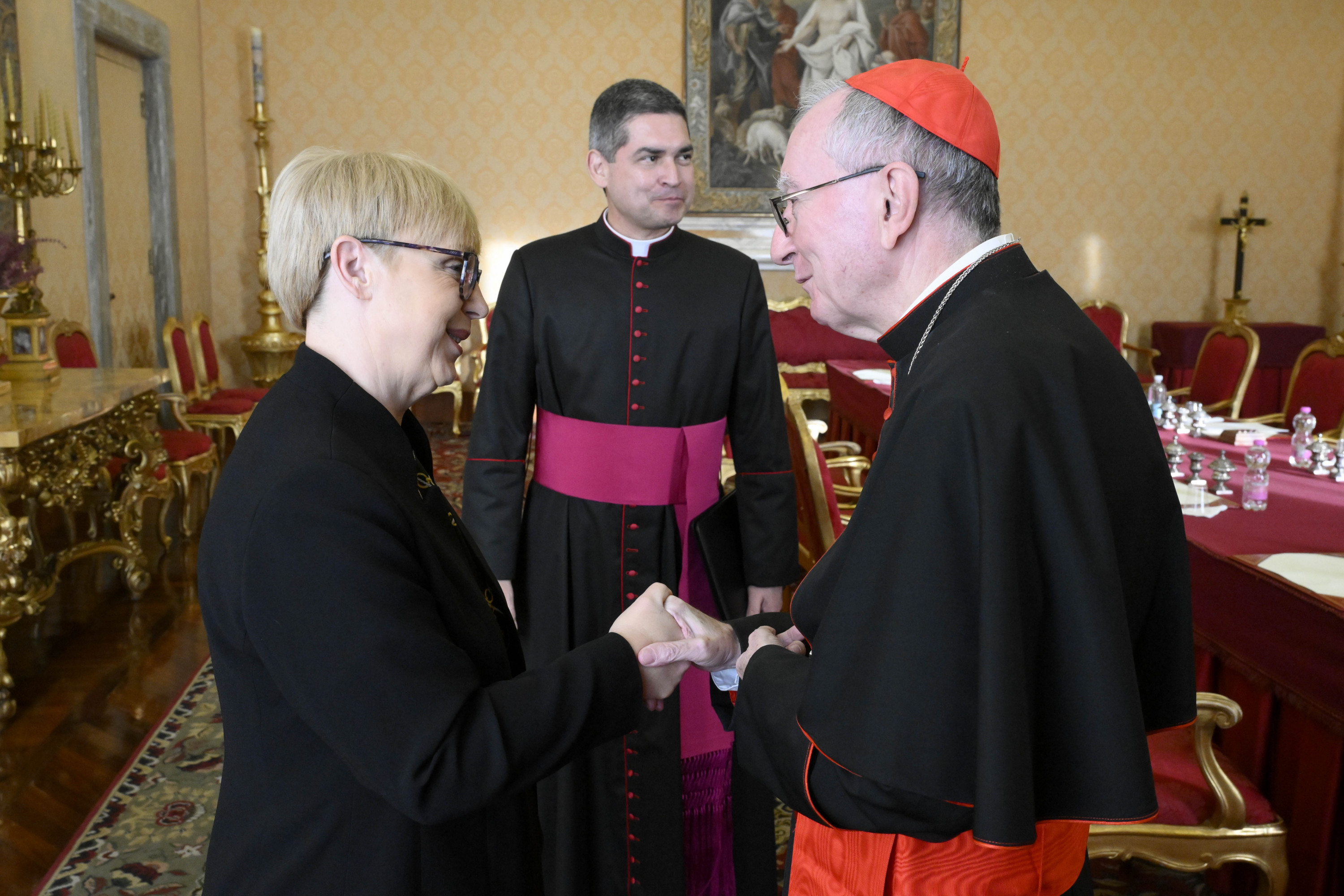 Predsednica Nataša Pirc Musar in vatikanski državni tajnik kardinal Pietro Parolin