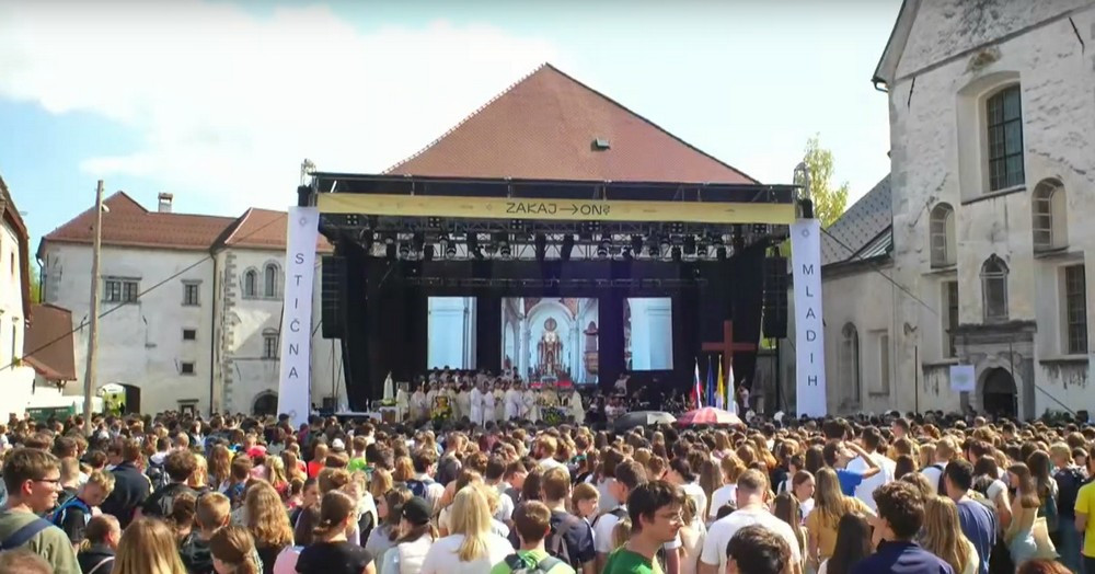 Osrednji dogodek včerajšnjega dogajanja v Stični je bila sveta maša.