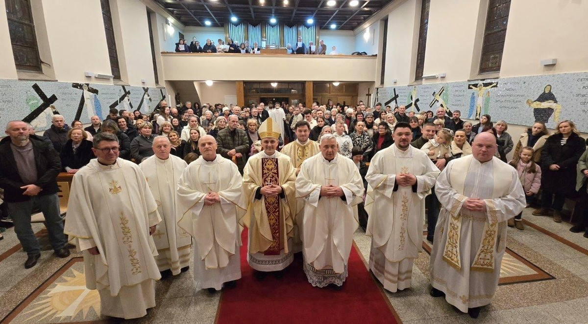 Škof Andrej Saje pri salezijancih v Zagrebu