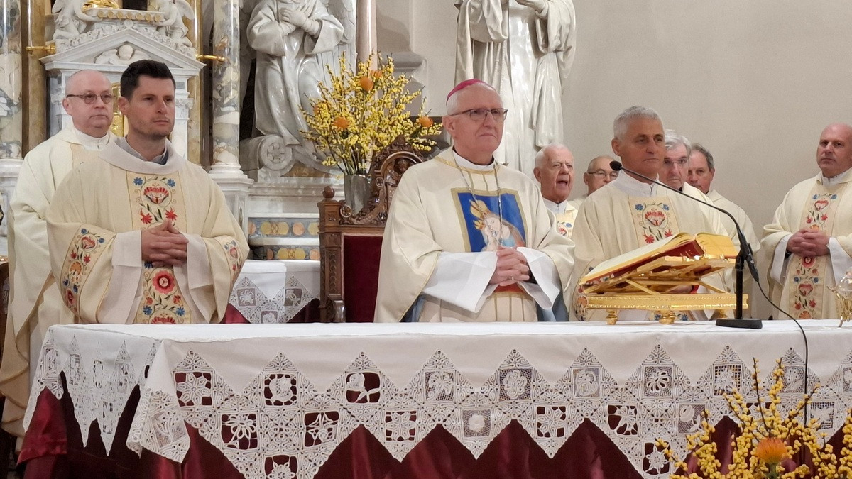 Maša na Brezjah ob 30.letnici Radia Ognjišče