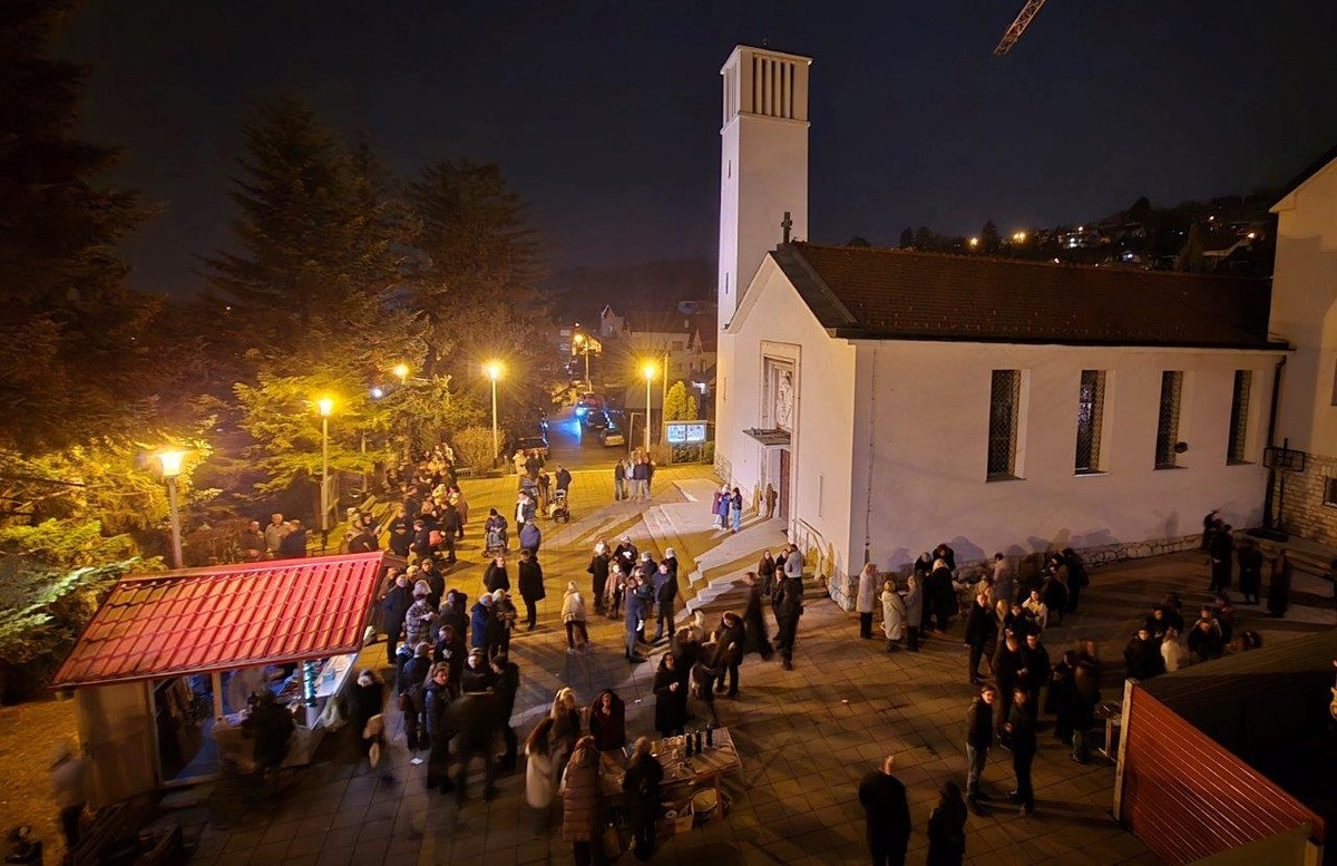 Škof Andrej Saje pri salezijancih v Zagrebu