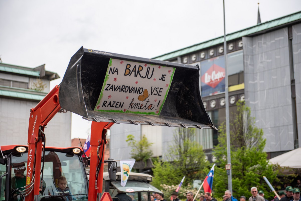 Protest kmetov