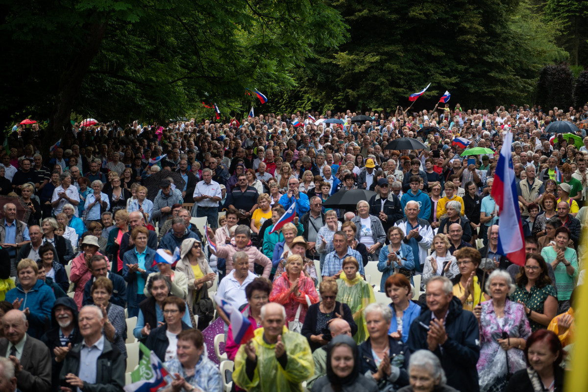 Več kot pet tisoč zbranih v Arboretumu Volčji potok