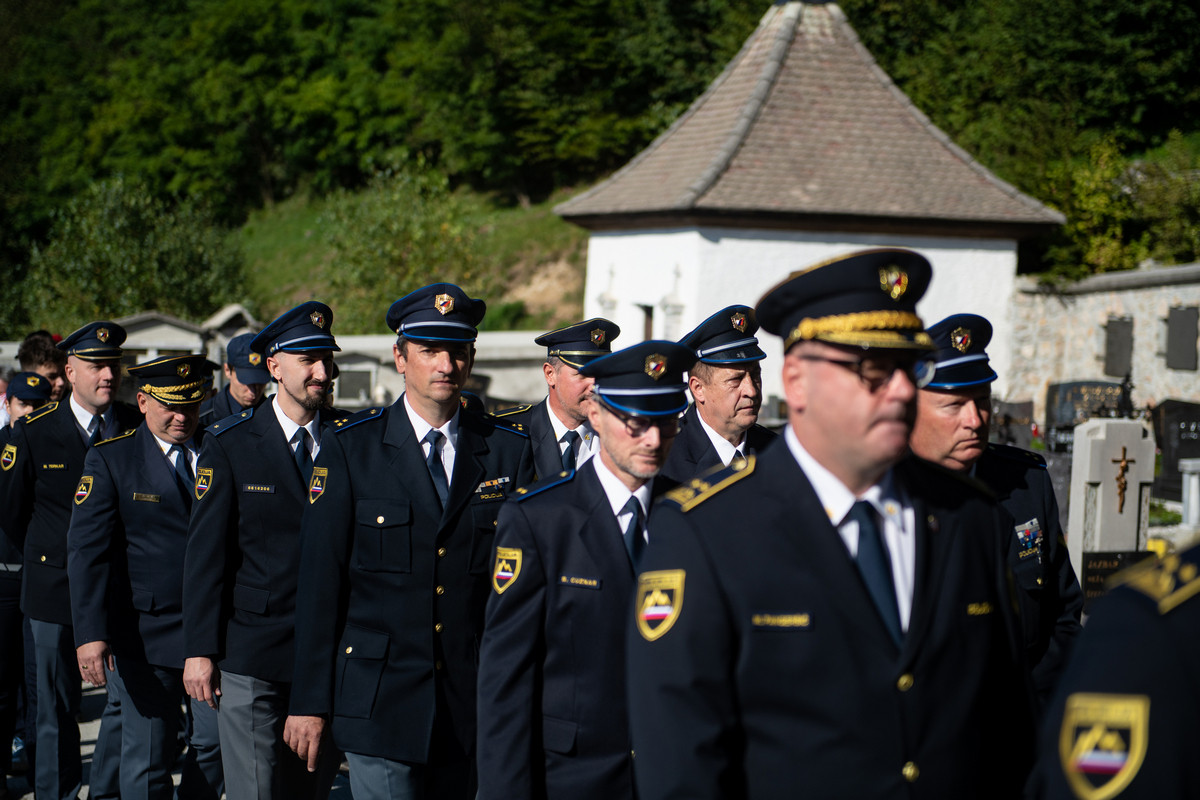 Policisti in policistke 