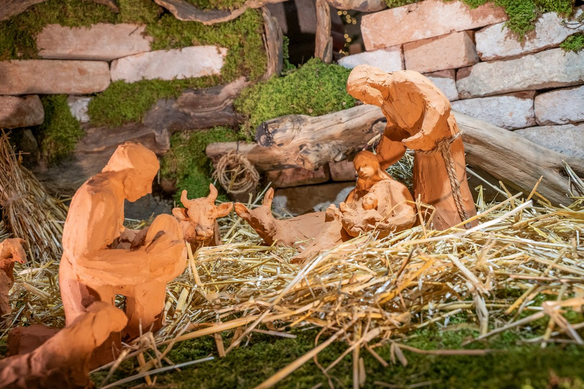 Ponižen mož je našel Novorojenega