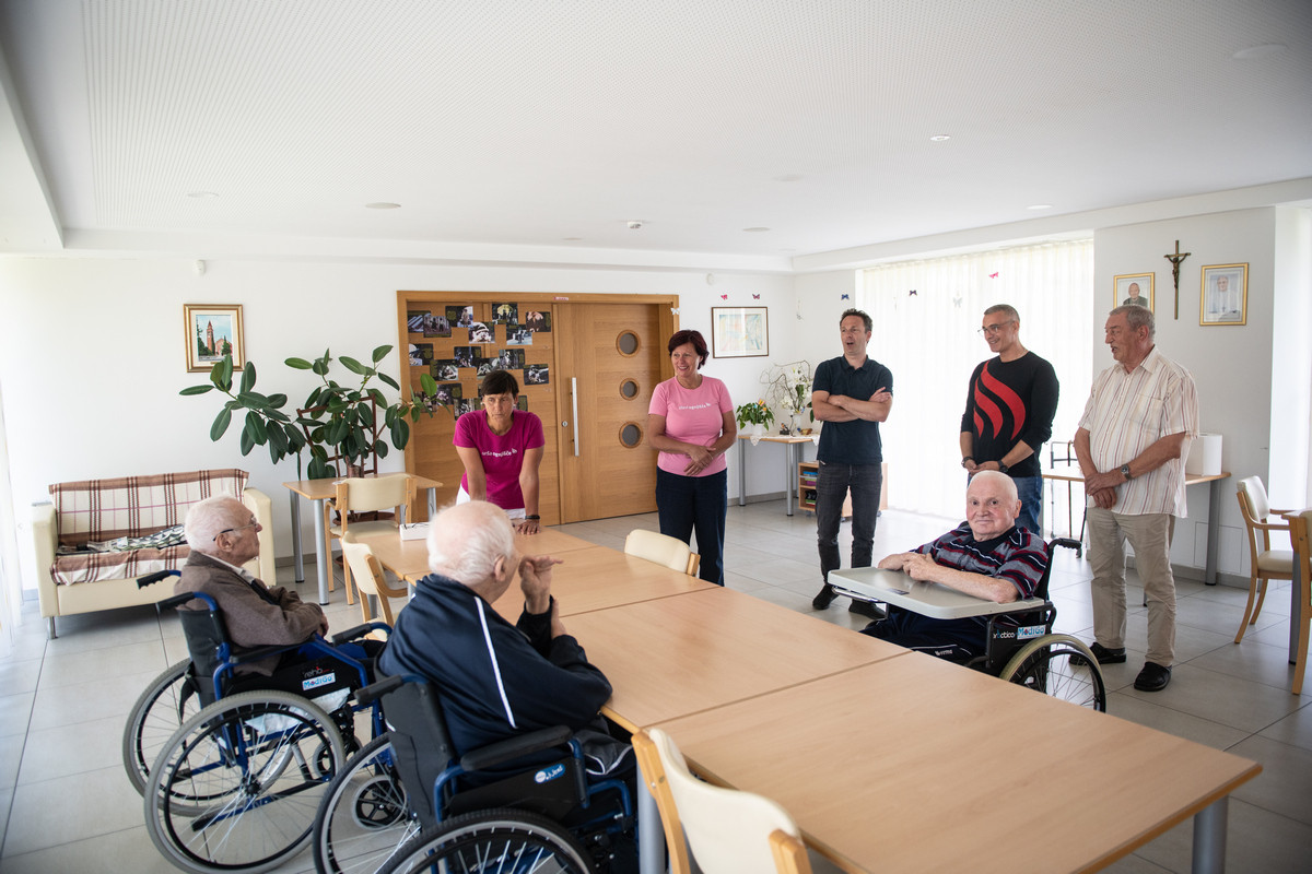 S duhovnikom Borisom Kretičem smo se srečali ob obisku v duhovniškem domu v Šempetru pri Gorici