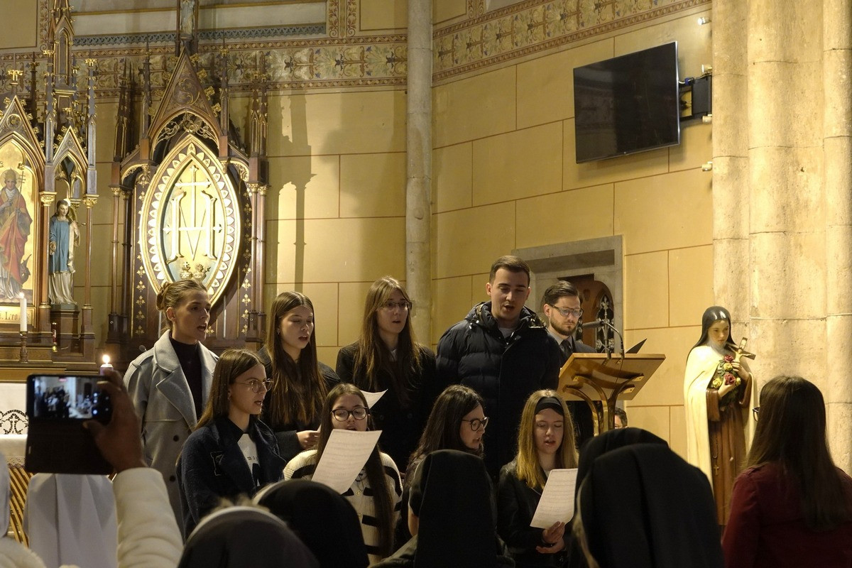 Utrinek s slovesne akademije