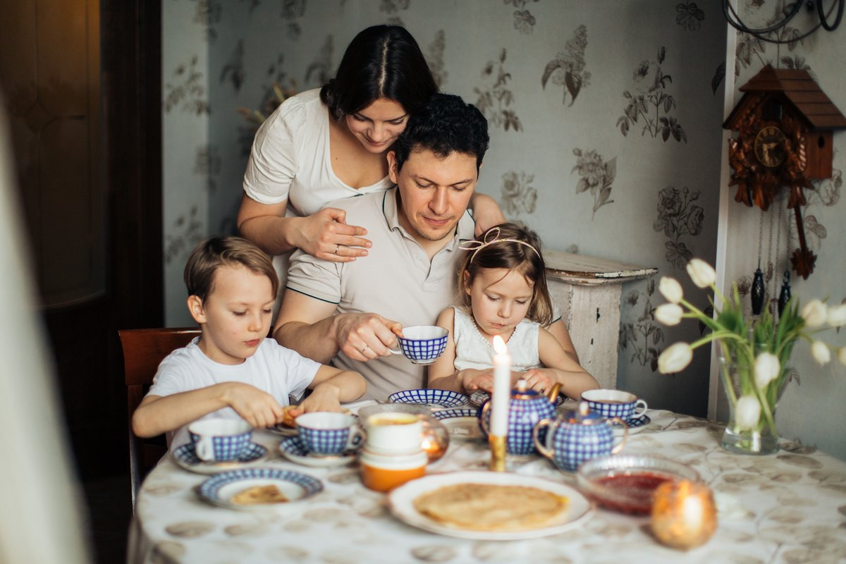 Mnoge družine, ki niso bile povezane, so v času epidemije razpadle