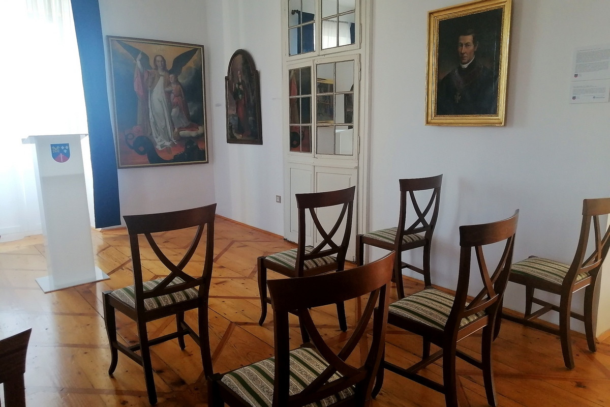 Glaserjev salon