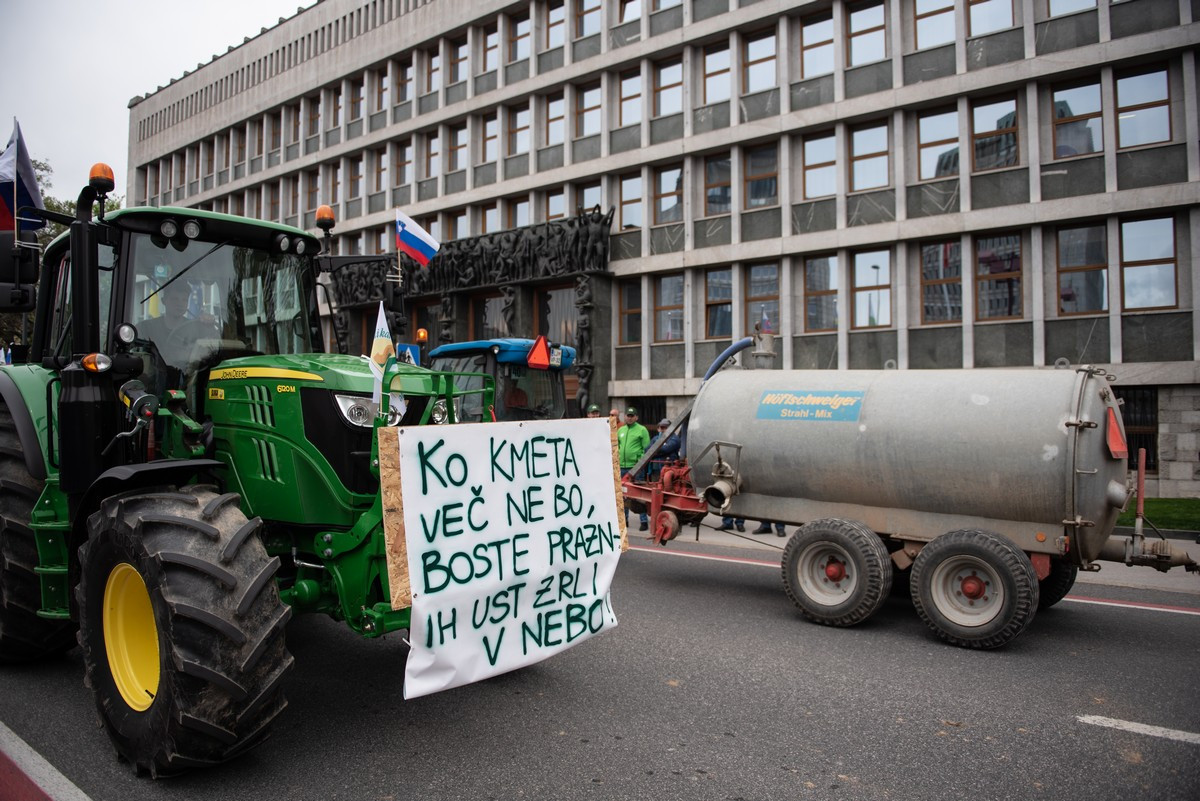 Protest kmetov