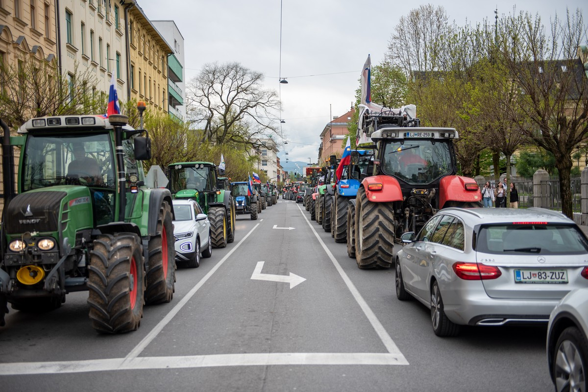 Protest kmetov