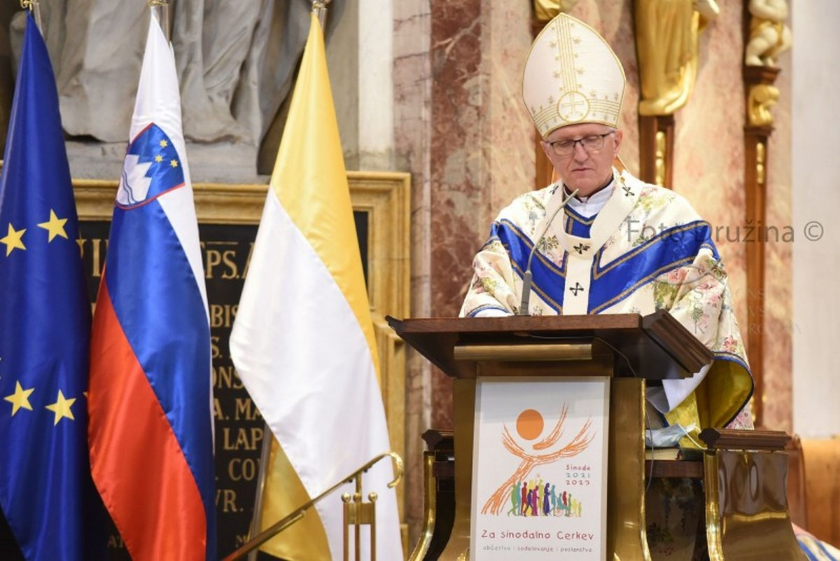 Začetek sinode v ljubljanski stolnici