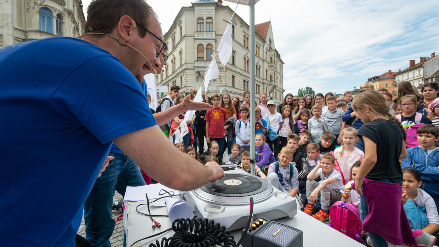 Znanstival ta konec tedna v Ljubljani, tudi z znanstvenimi šovi.