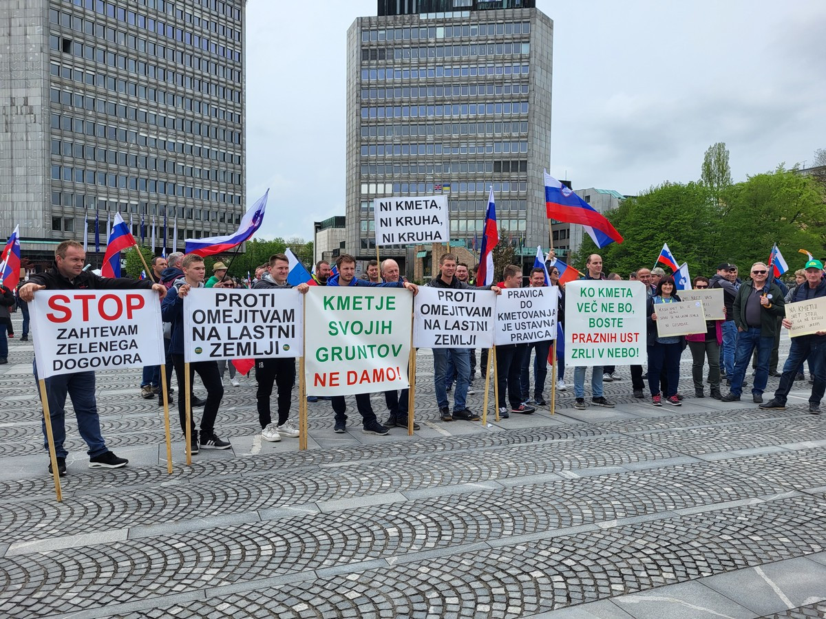 Protest kmetov