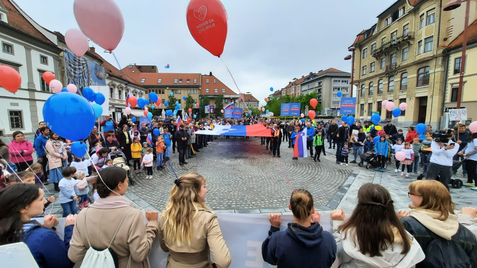 Program na osrednjem trgu