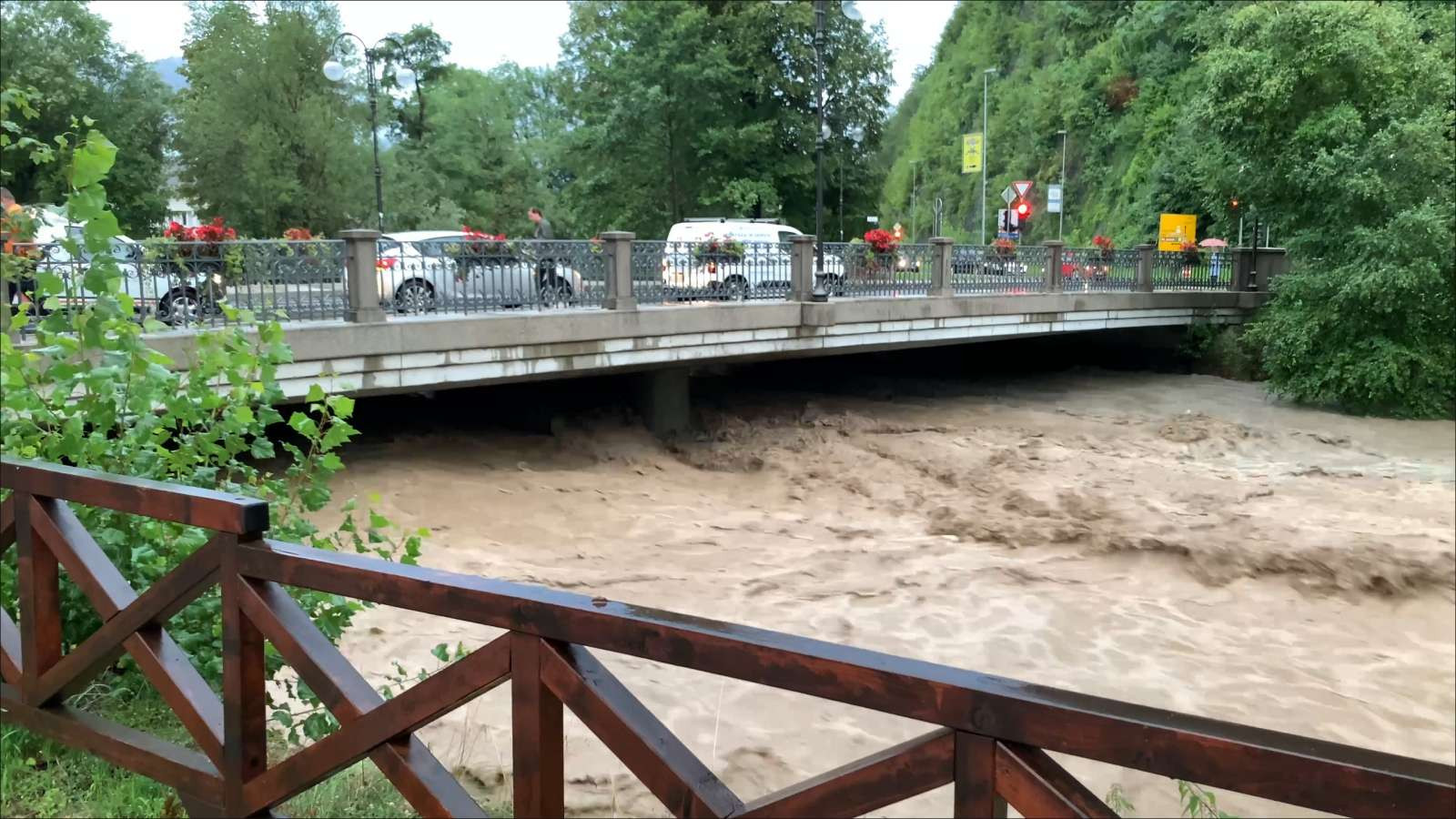 Narasla Kamniška Bistrica v Kamniku.