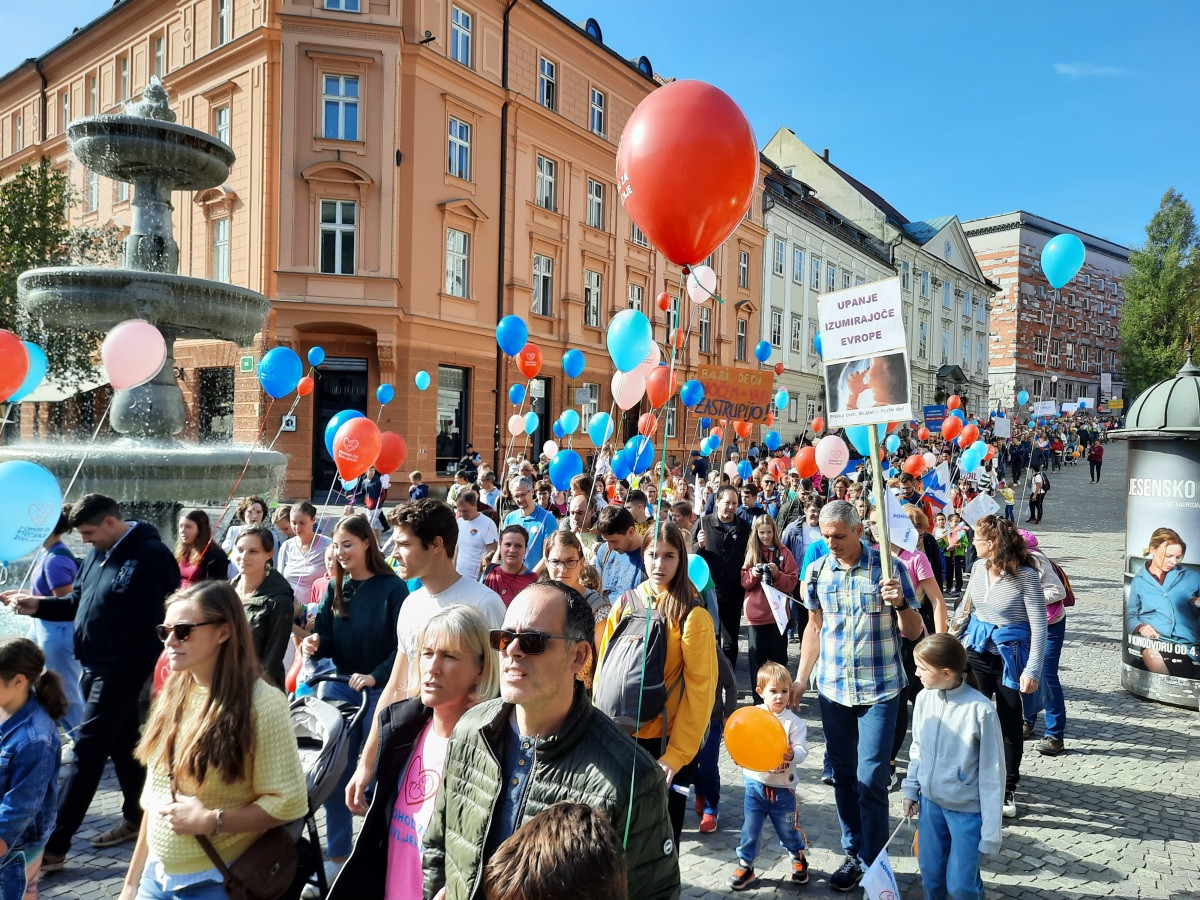 Pohod za življenje po ljubljanskih ulicah