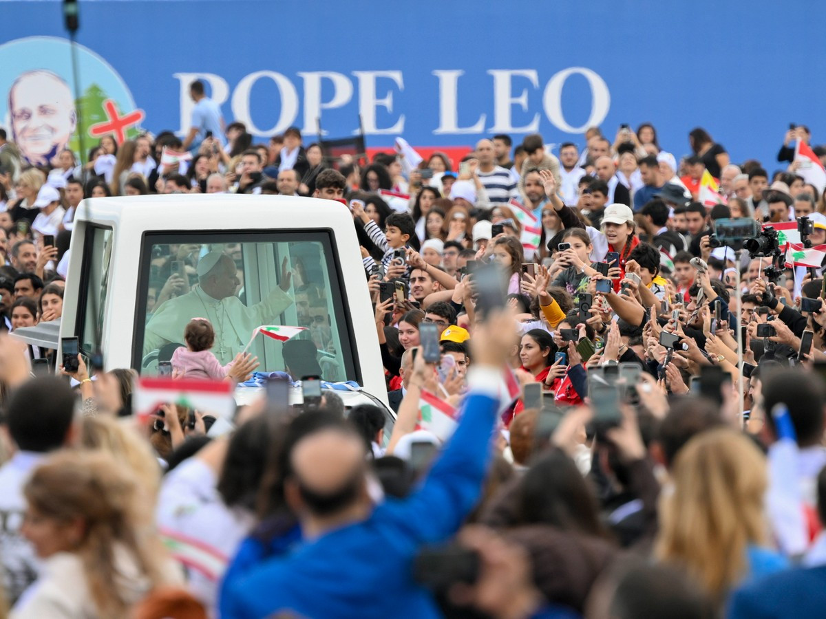 Papežev prihod na mašo na bejrutski obali