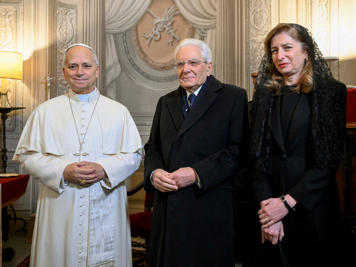 Papež z italijanskim predsednikom Sergiom Mattarello in njegovo hčero