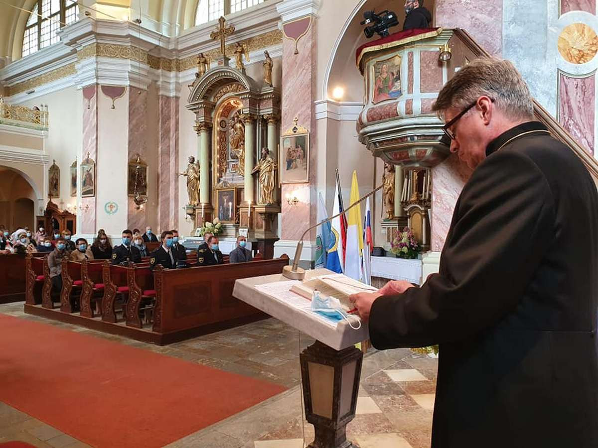 Evangeličanski škof Leon Novak
