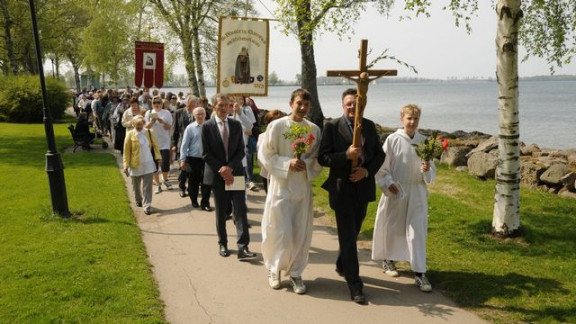 Procesija do slovenske lipe