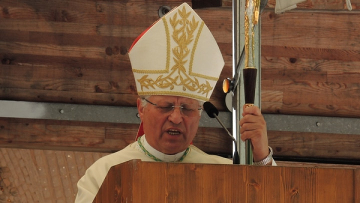Škof Andrej Glavan