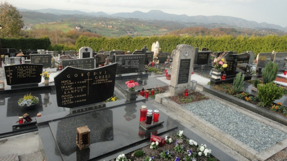 Pokopalisce pri Sv. Emi