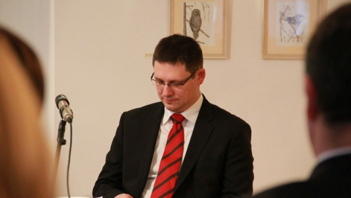 Voditelj okrogle mize Matjaž Merljak