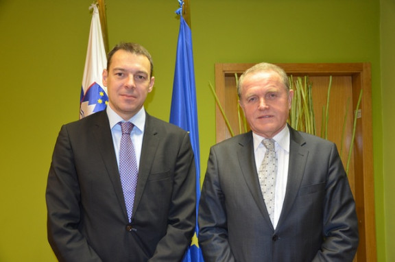 Primopredaja na ministrstvu za gospodarstvo
