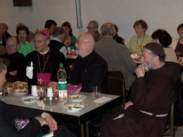 Limburši škof Franz-Peter na postnem romanju frankfurtske župnije 2010