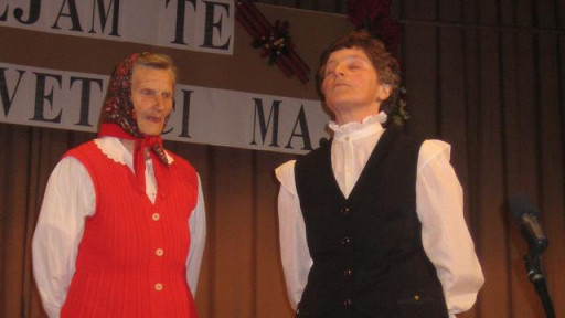 Mama in hči, Romana in Ana Črnko z Gradišča na Kozjaku