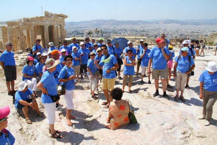 Počitnikarji na atenski Akropoli
