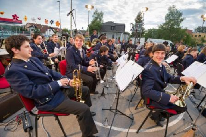 Pobudnik Dneva ljubezni je bila 100. obletnica Pihalnega orkestra Logatec; foto: Andrej Korenč