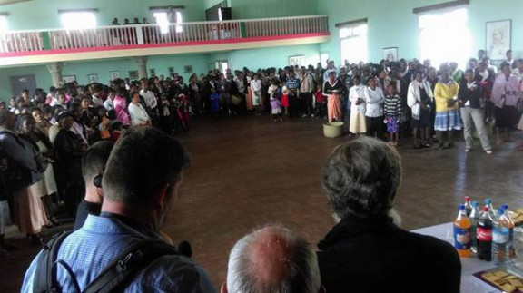 Opoldanska molitev - v živo iz Madagaskarja v Slovenijo