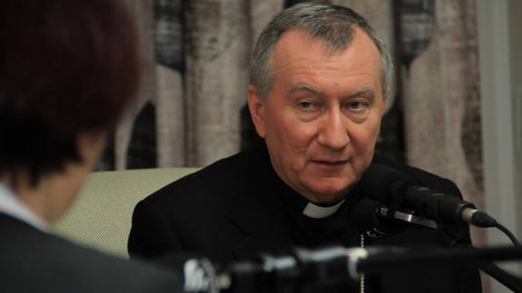 kardinal Parolin v pogovoru za Radio Ognjišče